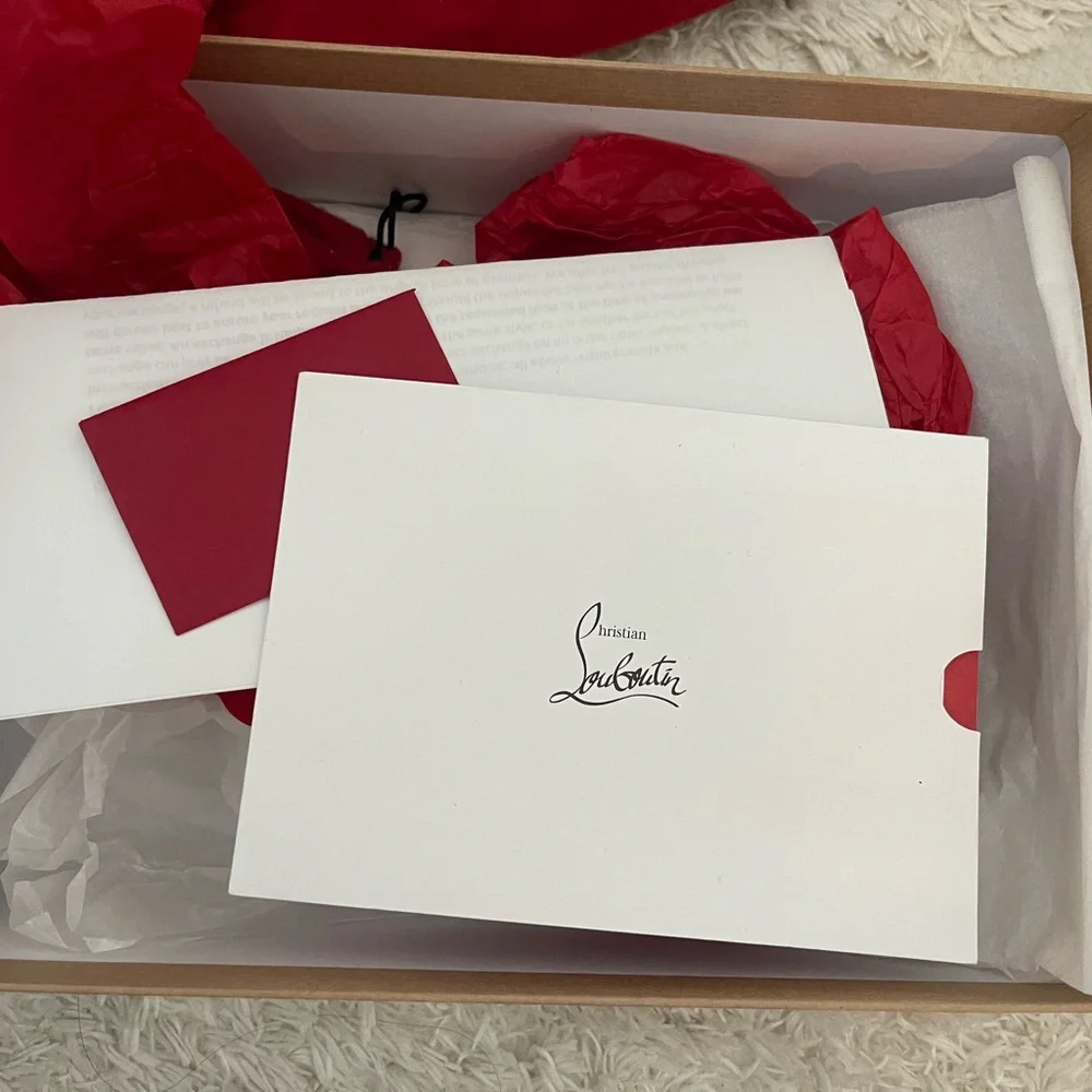 Christian Louboutin Glossy Black Heels - Picture 4 of 5